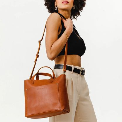 Honey | Midsize crossbody tote with handles and a pocket