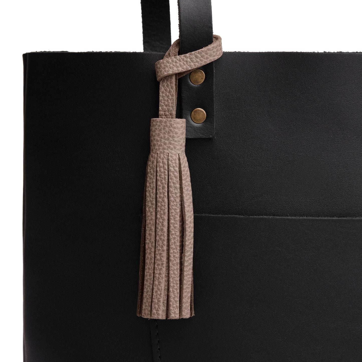 Sparrow*Large | Fringed leather tassel with leather loop
